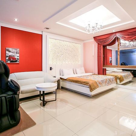 Shell Stone Yeosu Business Hotel Dış mekan fotoğraf