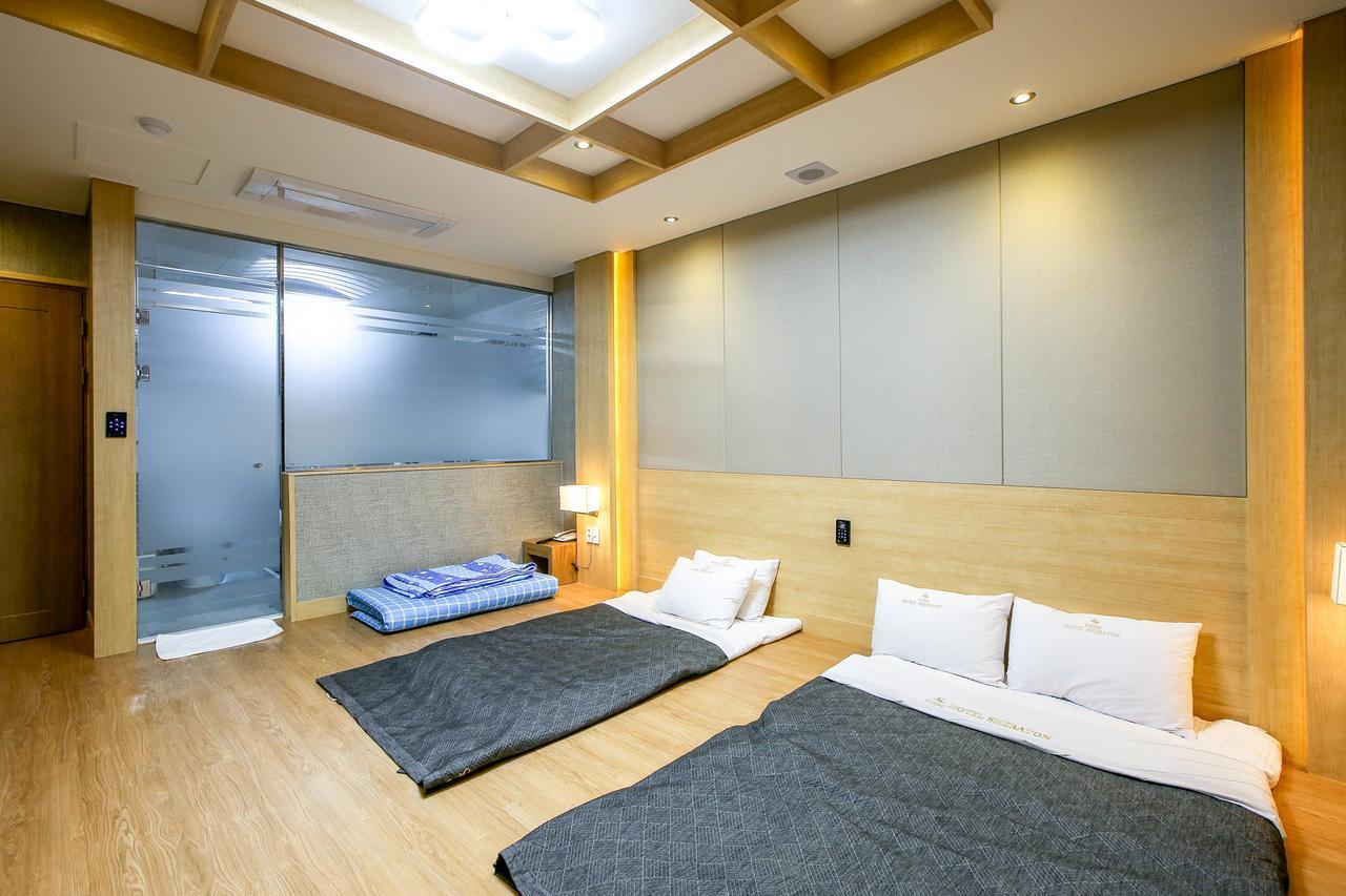 Shell Stone Yeosu Business Hotel Dış mekan fotoğraf