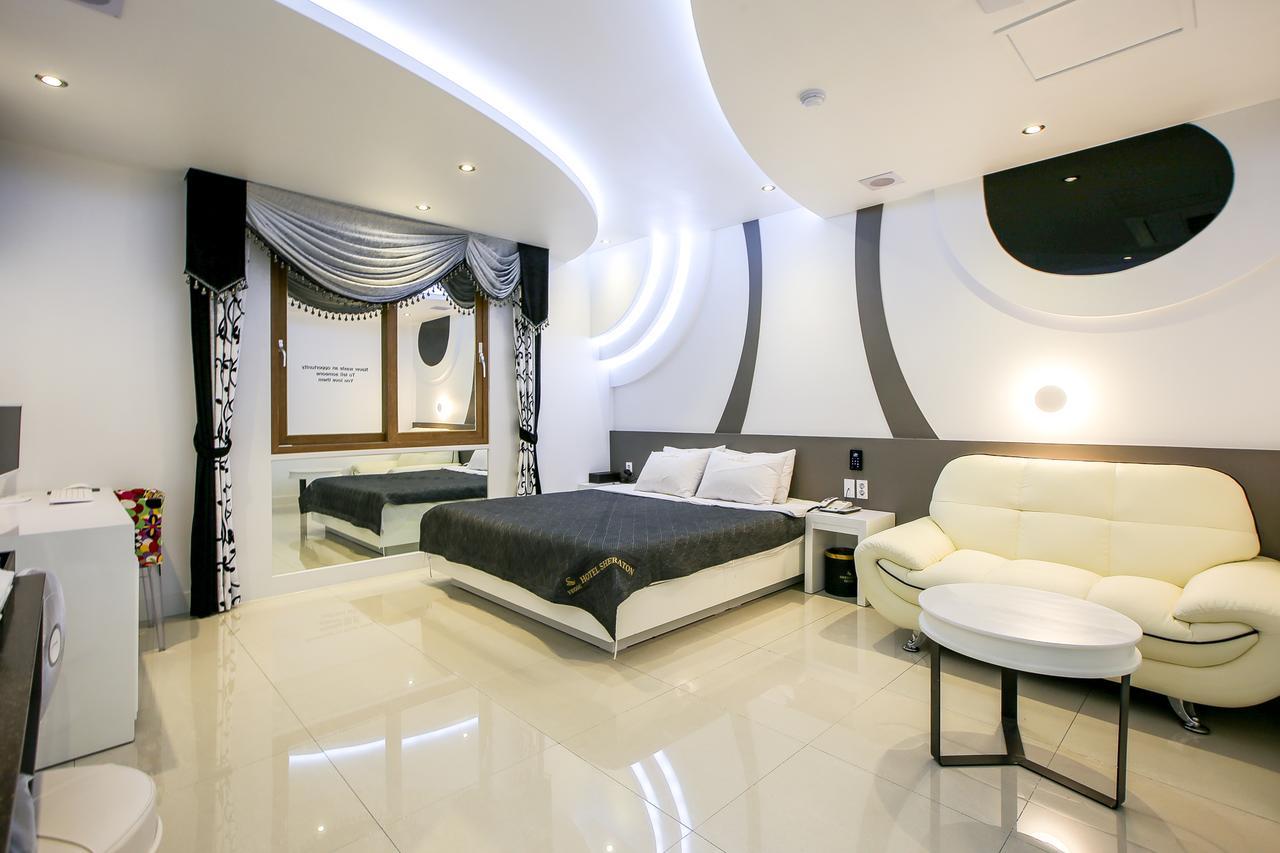 Shell Stone Yeosu Business Hotel Dış mekan fotoğraf